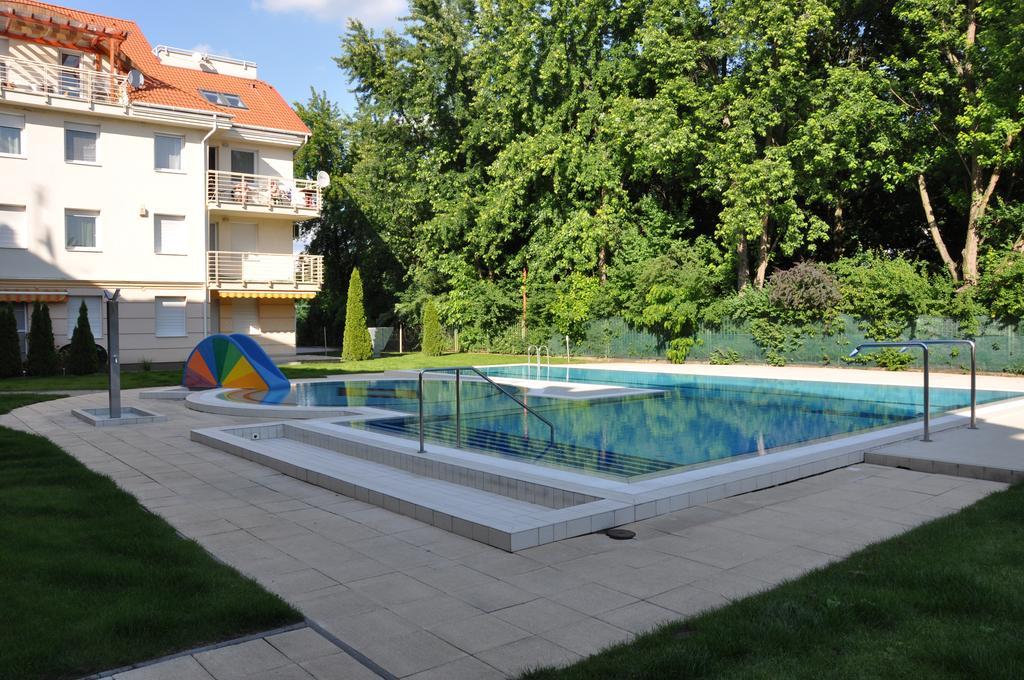 Aqua Wellness Apartments Hajdúszoboszló Pokój zdjęcie